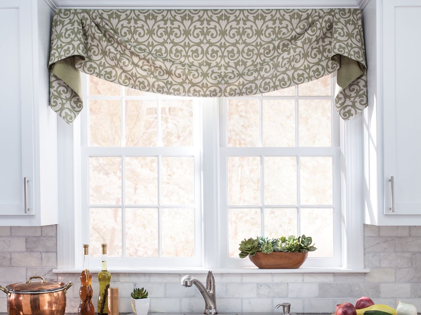 Board-Mounted Valance - Kennedy - Kitchen